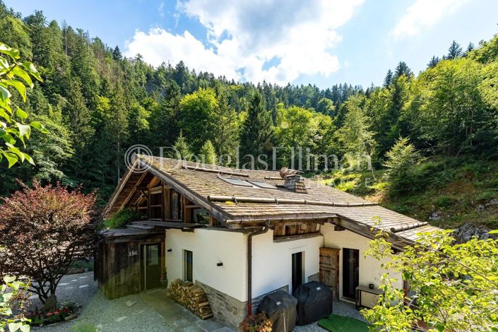 Image No.15-5 Bed House for sale