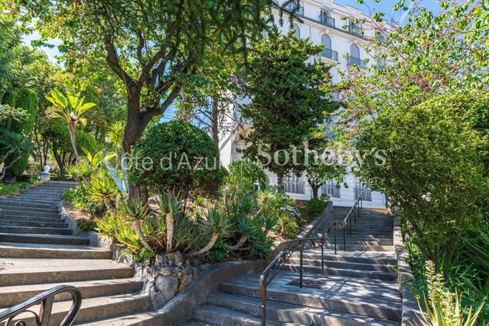 Image No.20-3 Bed Apartment for sale