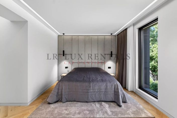 Image No.13-6 Bed House for sale