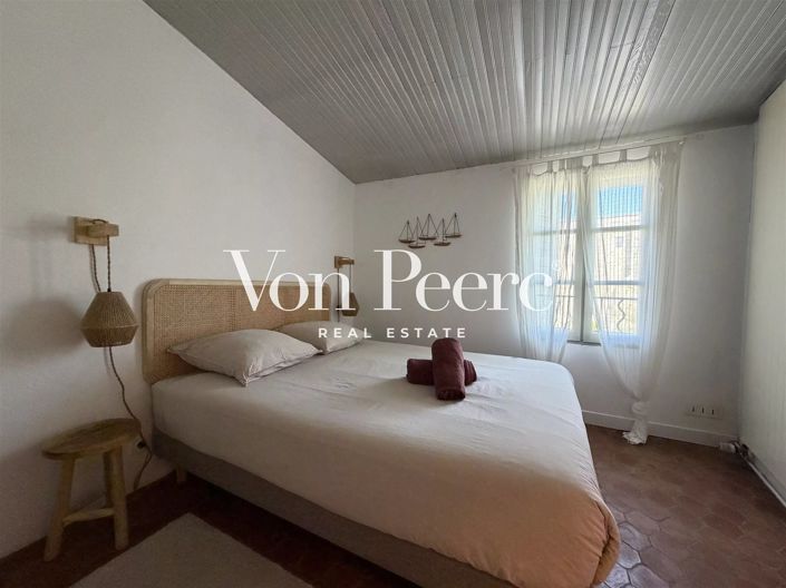 Image No.11-3 Bed House for sale