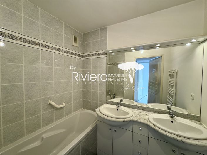 Image No.13-3 Bed Apartment for sale