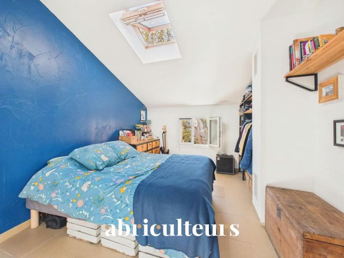 Image No.6-2 Bed House for sale
