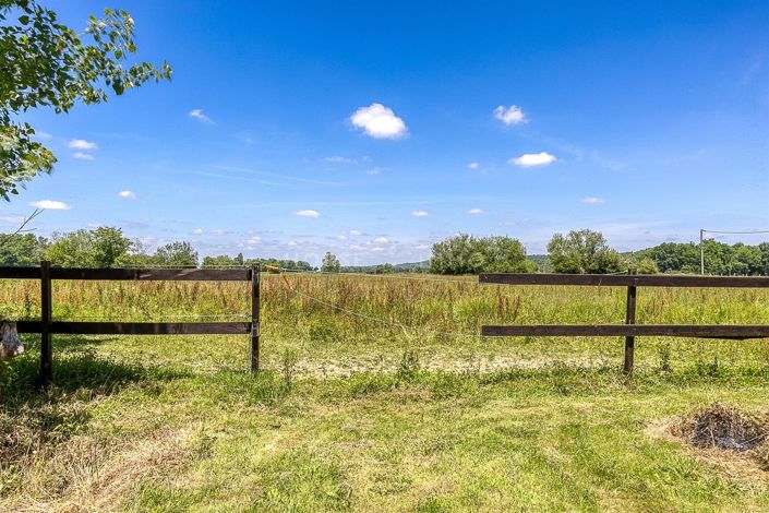Image No.7-5 Bed House for sale