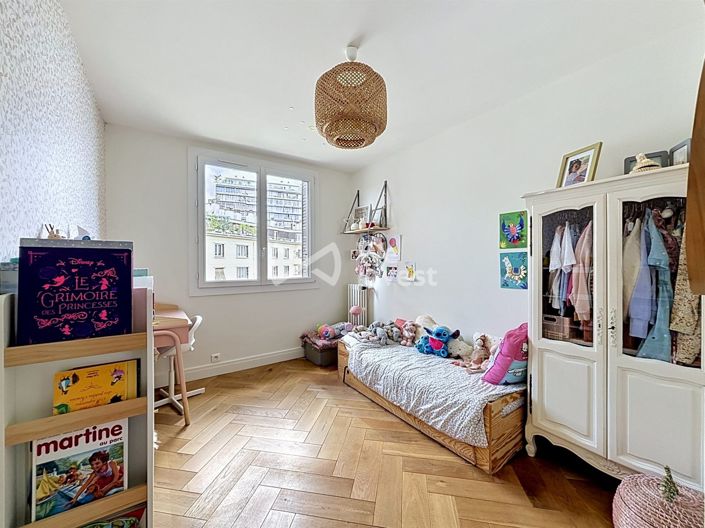 Image No.25-3 Bed Apartment for sale