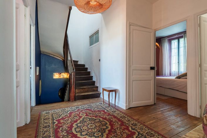 Image No.17-5 Bed House for sale