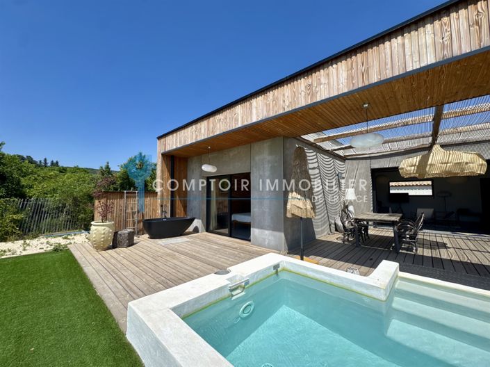 Image No.18-3 Bed House for sale
