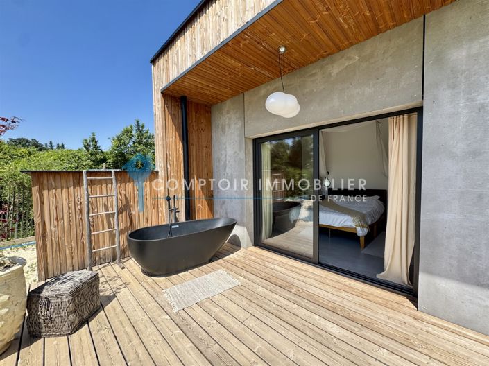 Image No.5-3 Bed House for sale
