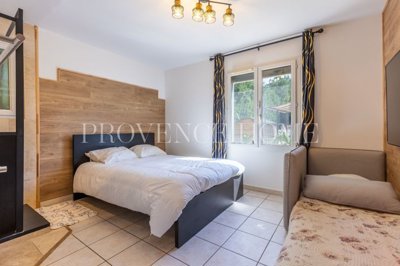 a5r0qjssikofgche12