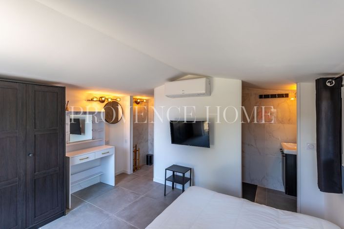 Image No.19-4 Bed House for sale