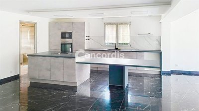 azap8u60bmfemudt5