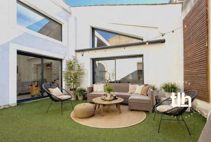 Image No.17-3 Bed House for sale
