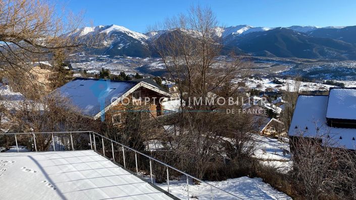 Image No.19-4 Bed House for sale