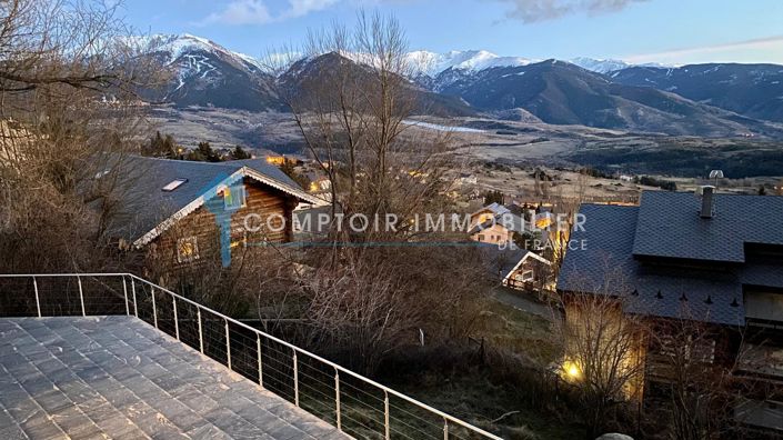 Image No.20-4 Bed House for sale