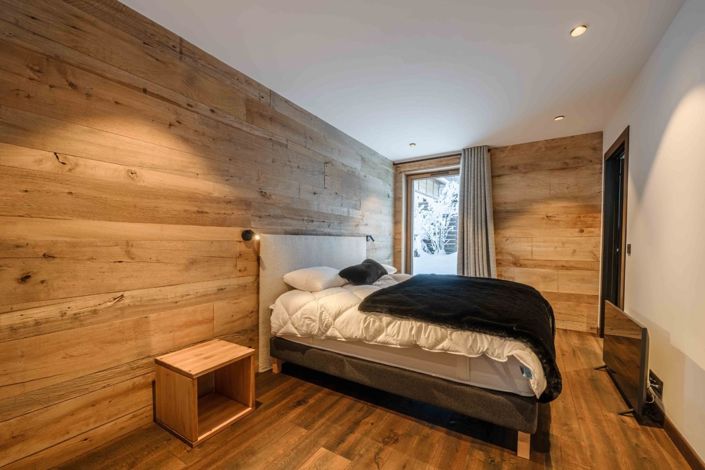 Image No.9-5 Bed House for sale