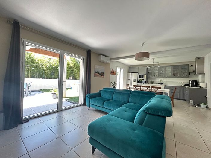 Image No.3-3 Bed House for sale