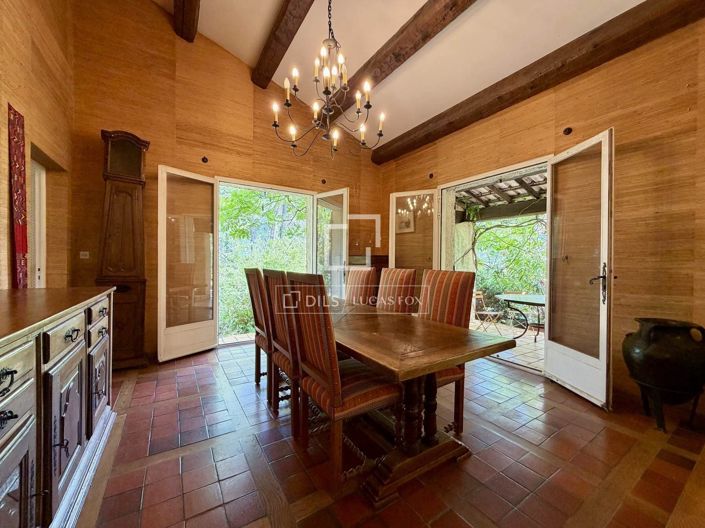 Image No.15-6 Bed House for sale