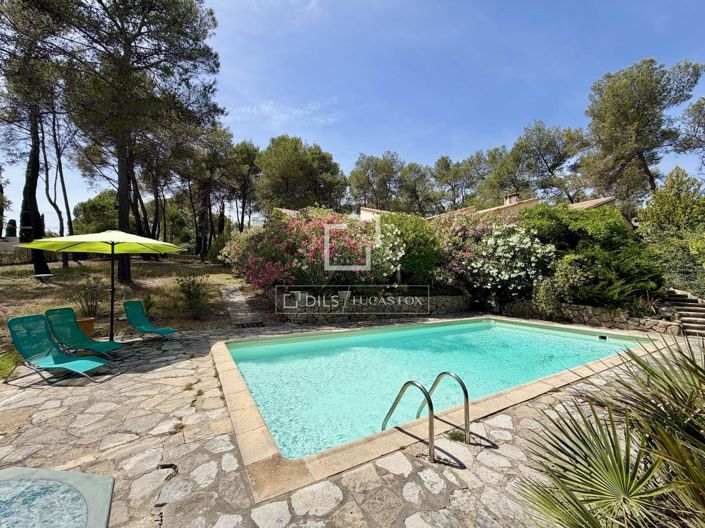 Image No.21-6 Bed House for sale