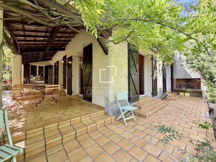 Image No.22-6 Bed House for sale