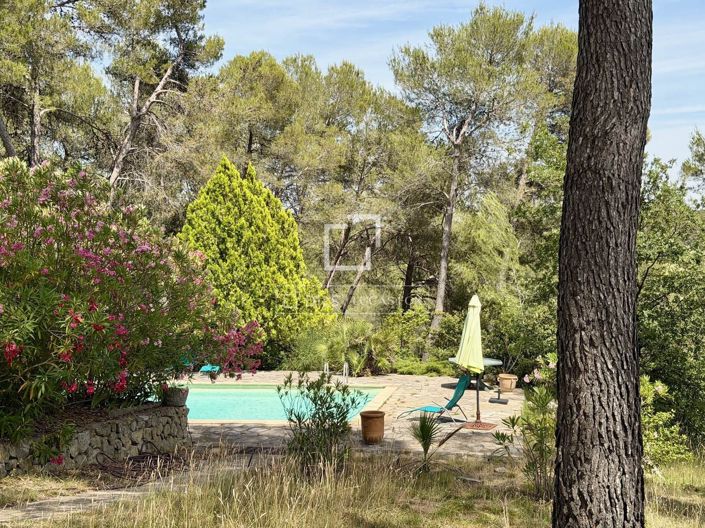 Image No.39-6 Bed House for sale