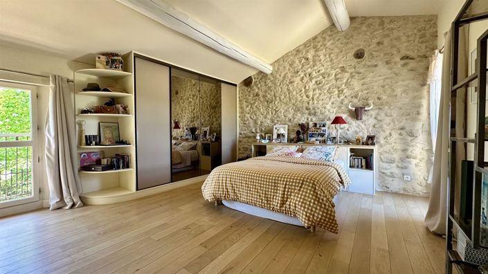 Image No.7-9 Bed House for sale
