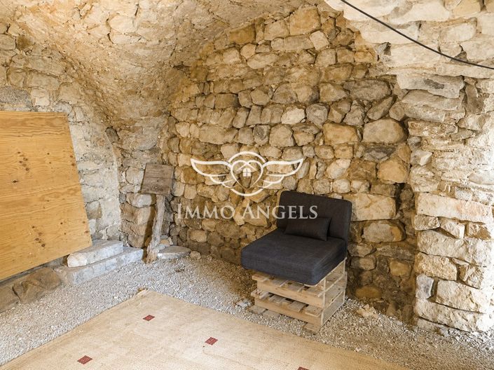 Image No.15-3 Bed House for sale