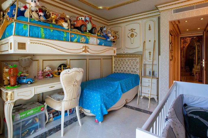 Image No.14-6 Bed House for sale