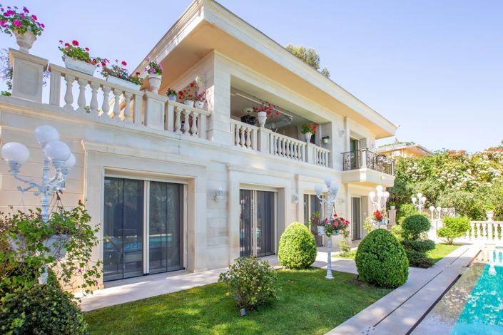 Image No.18-6 Bed House for sale
