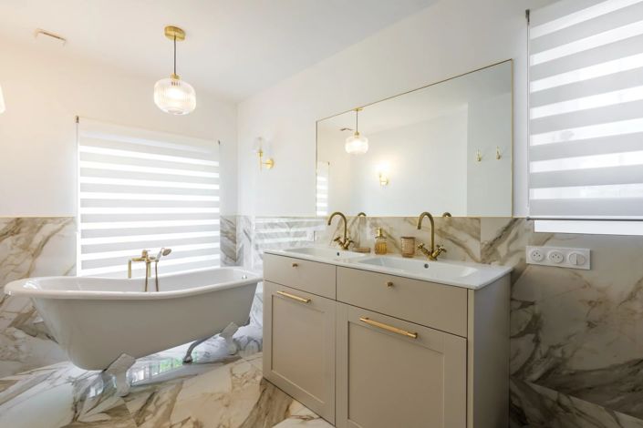 Image No.7-6 Bed House for sale