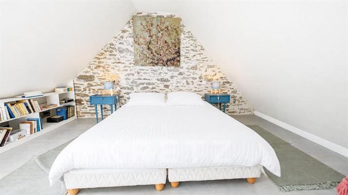 Image No.8-4 Bed House for sale