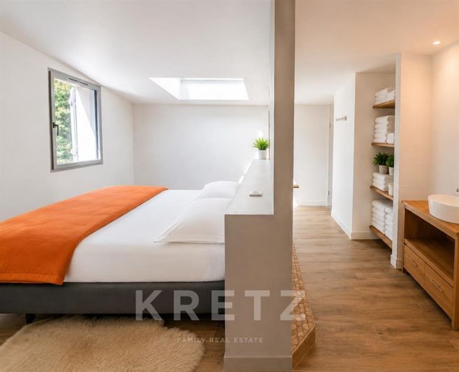Image No.9-4 Bed House for sale