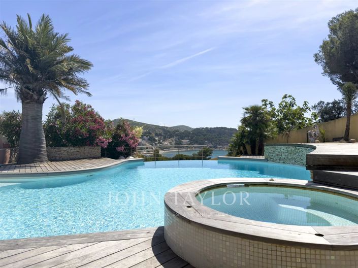 Image No.4-6 Bed House for sale