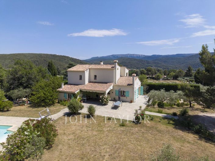 Image No.2-6 Bed House for sale