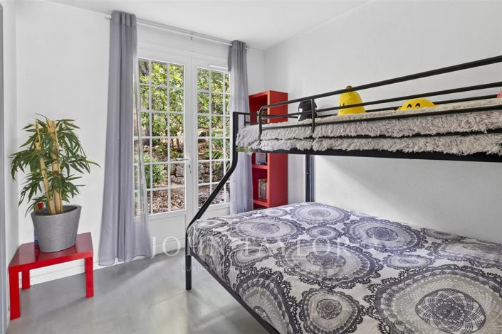 Image No.14-4 Bed House for sale