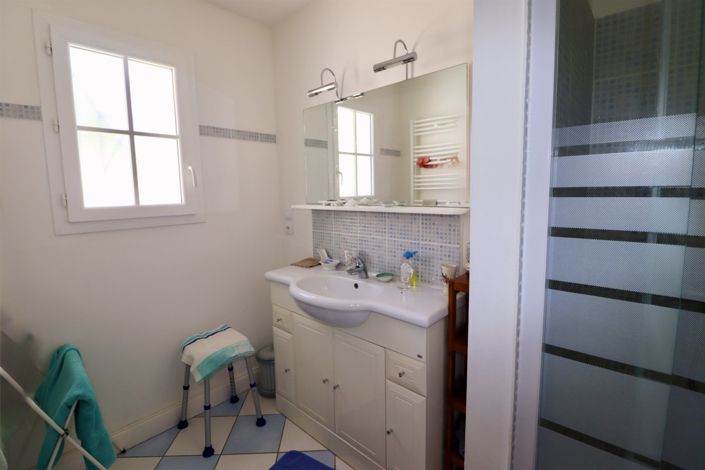 Image No.12-3 Bed House for sale