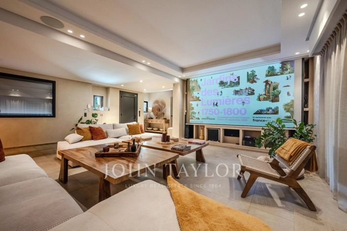 Image No.14-4 Bed House for sale