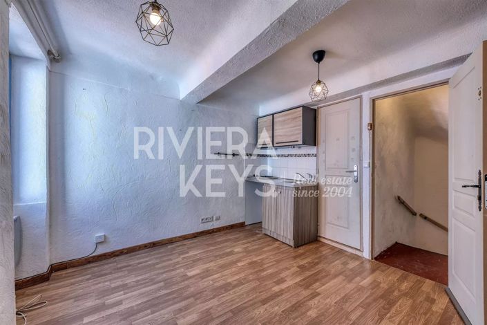 Image No.8-House for sale