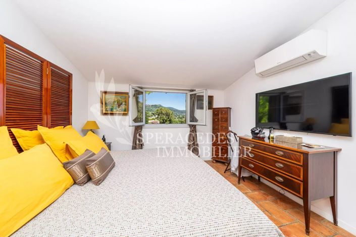 Image No.11-4 Bed House for sale
