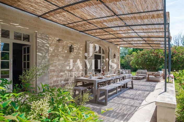 Image No.18-5 Bed House for sale