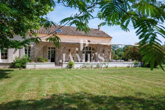 Image No.2-5 Bed House for sale