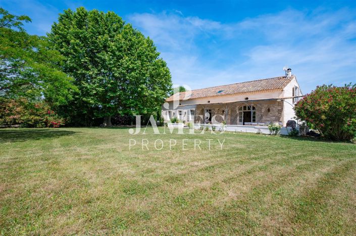 Image No.6-5 Bed House for sale