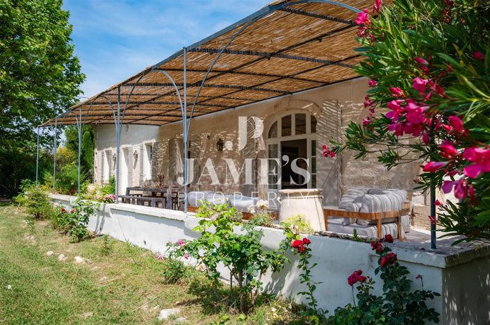 Image No.8-5 Bed House for sale