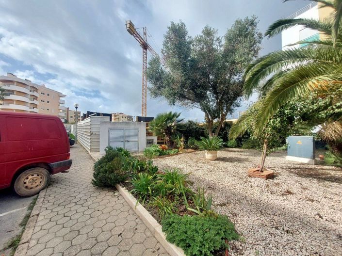 Image No.23-1 Bed Apartment for sale