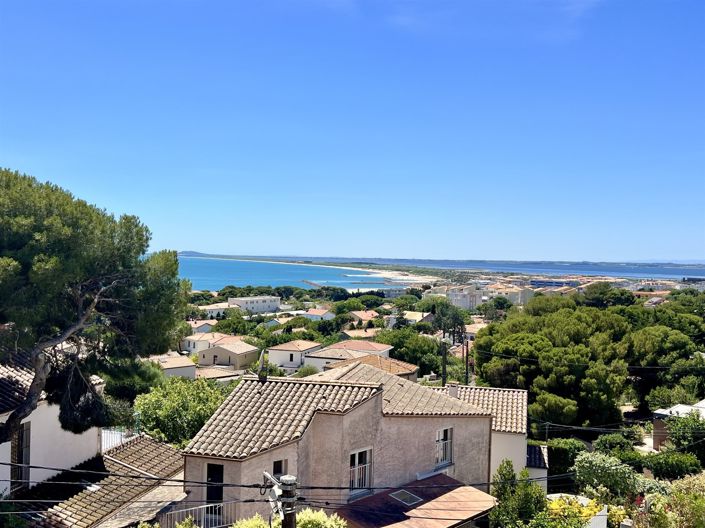 Image No.14-4 Bed House for sale