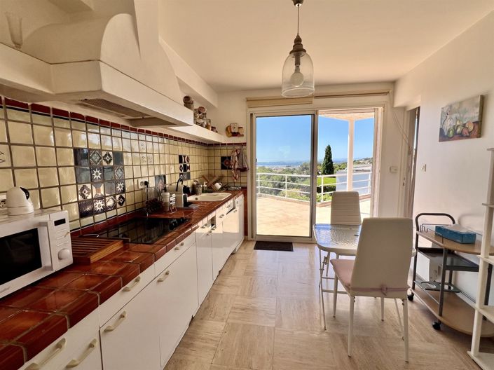 Image No.4-4 Bed House for sale