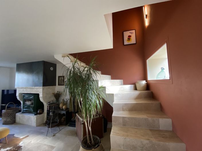 Image No.25-8 Bed House for sale
