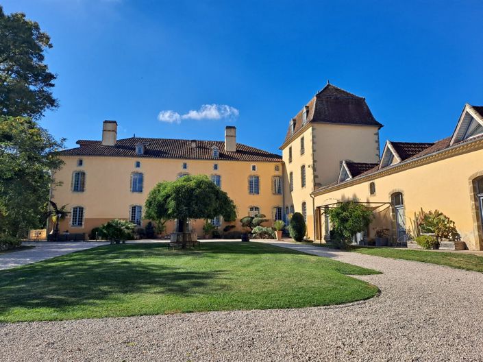 Image No.3-Propriété de 26 chambres à vendre à Vic-Fezensac