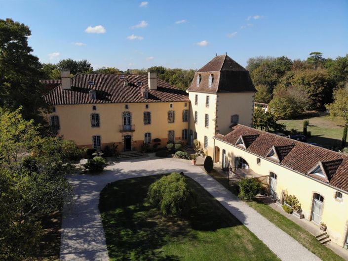 Image No.6-Propriété de 26 chambres à vendre à Vic-Fezensac