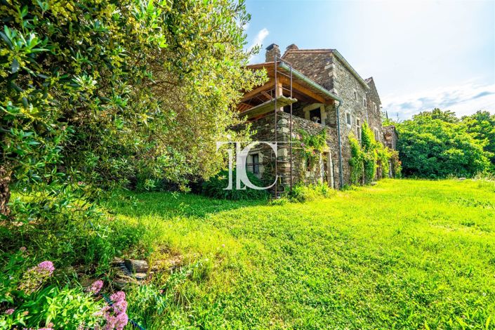 Image No.10-4 Bed House for sale