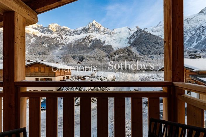 Image No.11-5 Bed House for sale