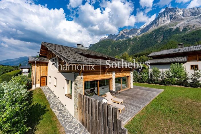 Image No.18-5 Bed House for sale